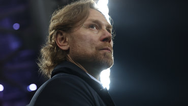 Валерий Карпин.