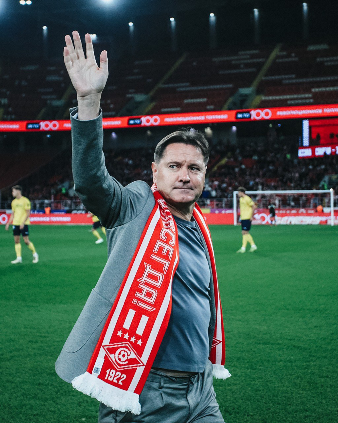 Дмитрий Аленичев.