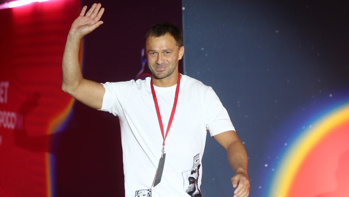 Дмитрий Сычев.