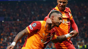 «Галатасарай» — «Ливерпуль»: Лига чемпионов, первый матч 1/8 финала, видеообзор