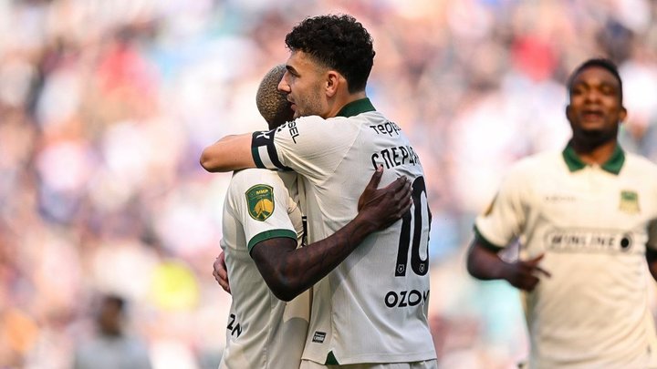 футболисты Краснодара празднуют гол