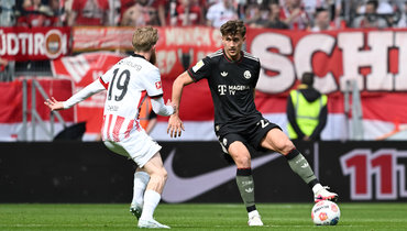 «Бавария» отыгралась с 0:2 и победила «Фрайбург»