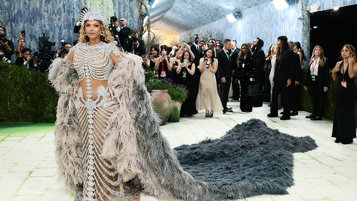 Бейонсе появилась на Met Gala спустя 10 лет. Спорт-Экспресс
