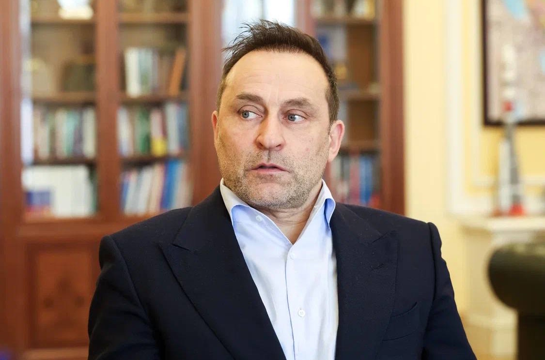 Дмитрий Свищев.