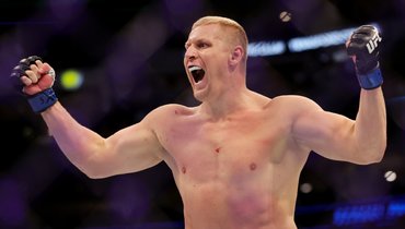 Павлович за 40 секунд нокаутировал Тейшейру на UFC Fight Night 277