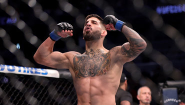 Илия Топурия — Джастин Гэтжи: дата и время начала боя UFC в Белом доме