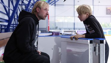 Плющенко призвал относиться к его сыну «как к Васе Пупкину»