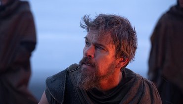 Кадр из фильма «Одиссея», реж. Кристофер Нолан, Universal Pictures, Wildside, Syncopy, Double Negative (DNEG), Weta Workshop, Woodsted Picture Company, Woodsted Studios