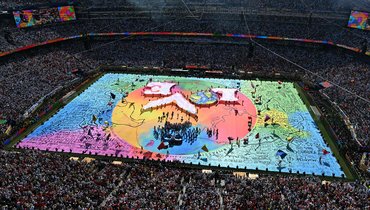 Шоу в перерыве финала ЧМ-2026 Испания — Аргентина.