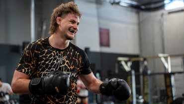 «Хабиб, пригласи меня в Дагестан!» Американец с русскими корнями обидел соперника Махачева и спарринговал с Гейджи