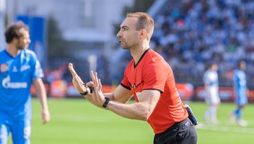 В матче «Факел» — «Зенит» все решил пенальти после падения Кондакова. Арбитр Фролов допустил ошибку?