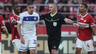 «Вы видели судейство вчера и сегодня. Большая разница». Кахигао ярко высказался после матча «Спартака»