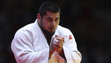 Россия выиграла серебро командного ЧМ по дзюдо. В финале наших спортсменов остановили грозные японцы