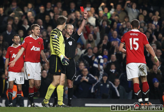 Referee Martin Atkinson