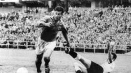 28 июня 1958 года. Гетеборг. ФРГ - Франция - 3:6. Автор хет-трика Жюст ФОНТЭН.