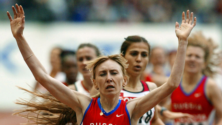 2003 год. Золотой финиш Татьяна ТОМАШОВОЙ на чемпионате мира в Париже. Фото AFP