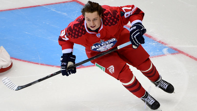 Никита ГУСЕВ. Фото Владимир БЕЗЗУБОВ и Юрий КУЗЬМИН, photo.khl.ru