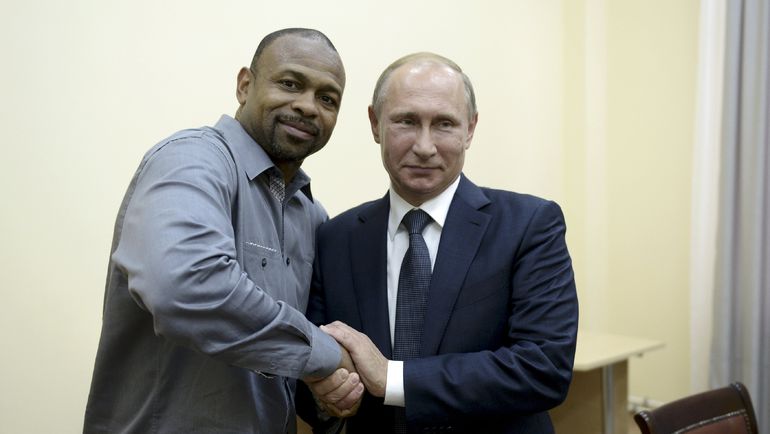 Рой ДЖОНС и президент России Владимир ПУТИН. Фото REUTERS Рой ДЖОНС и президент России Владимир ПУТИН. Фото REUTERS