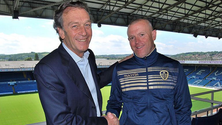 Массимо ЧЕЛЛИНО и Дэйв ХОКАДЭЙ. Фото leedsunited.com Массимо ЧЕЛЛИНО и Дэйв ХОКАДЭЙ. Фото leedsunited.com