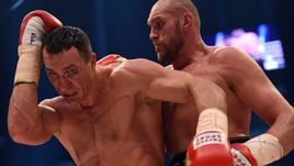 Суббота. Дюссельдорф. Владимир КЛИЧКО и Тайсон ФЬЮРИ.