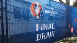 Пятница. Париж. За день до жеребьевки финального турнира Euro-2016.