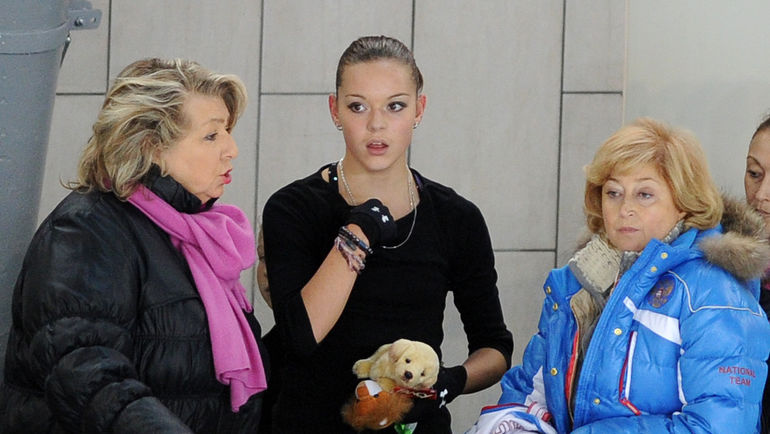 Елена БУЯНОВА (справа), Аделина СОТНИКОВА (в центре) и Татьяна ТАРАСОВА. Фото Федор УСПЕНСКИЙ, "СЭ"