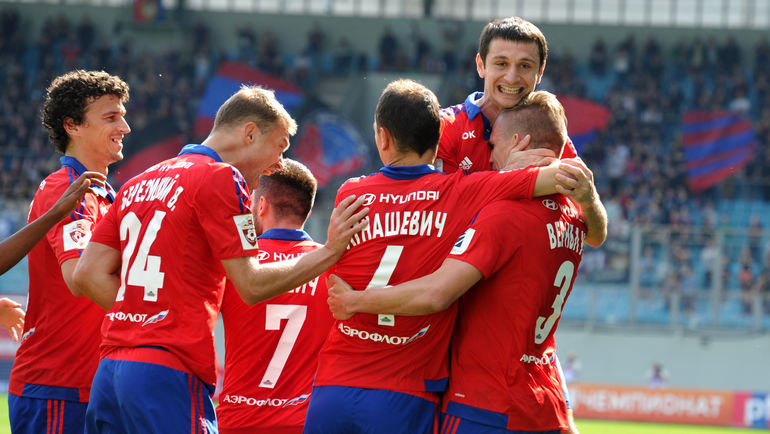 Игроки ЦСКА празднуют гол. Фото Алексей ИВАНОВ, "СЭ"