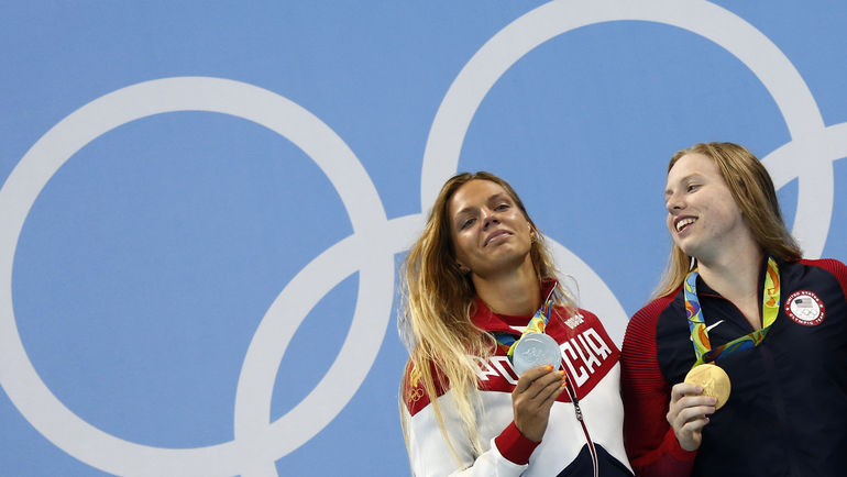 Лилли КИНГ (справа) и Юлия ЕФИМОВА. Фото REUTERS Лилли КИНГ (справа) и Юлия ЕФИМОВА. Фото REUTERS
