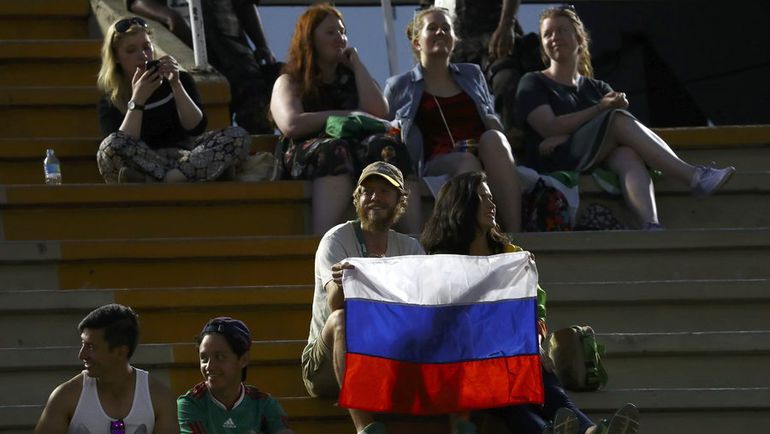 Российские болельщики. Фото REUTERS Российские болельщики. Фото REUTERS
