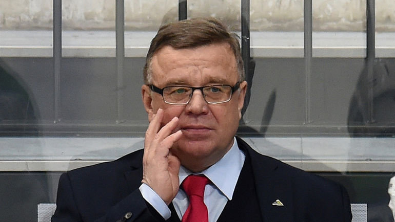 Игорь ЗАХАРКИН вновь потеряет работу уже через пару месяцев? Фото Владимир БЕЗЗУБОВ, photo.khl.ru Игорь ЗАХАРКИН вновь потеряет работу уже через пару месяцев? Фото Владимир БЕЗЗУБОВ, photo.khl.ru