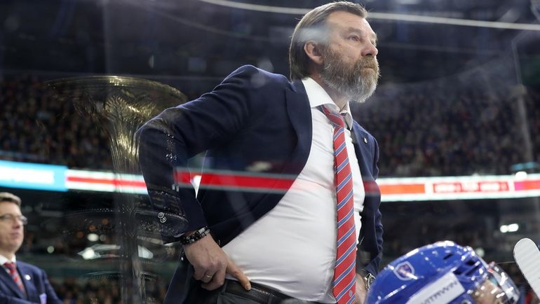 Олег ЗНАРОК. Фото Андрей ГОЛОВАНОВ, photo.khl.ru Олег ЗНАРОК. Фото Андрей ГОЛОВАНОВ, photo.khl.ru